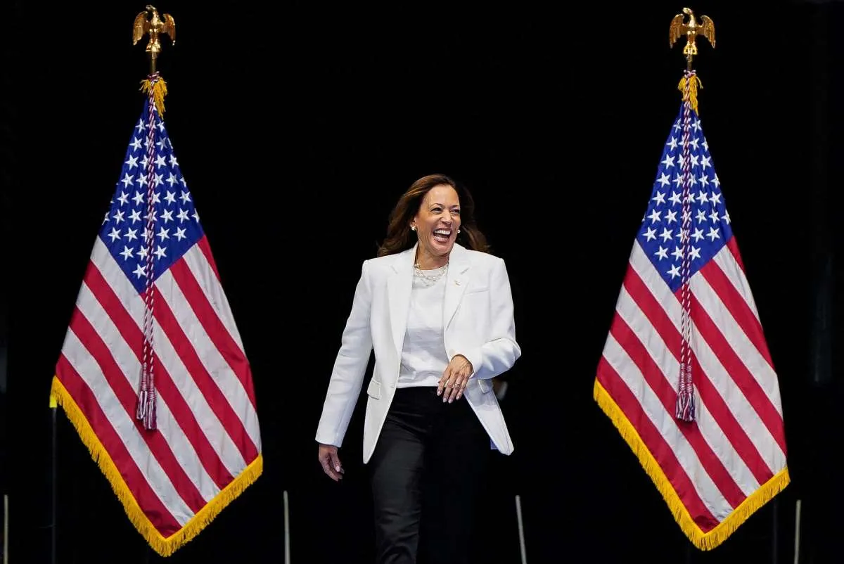 Kamala Sebut Kunjungan Trump di Pemakaman Arlington Tidak Sopan