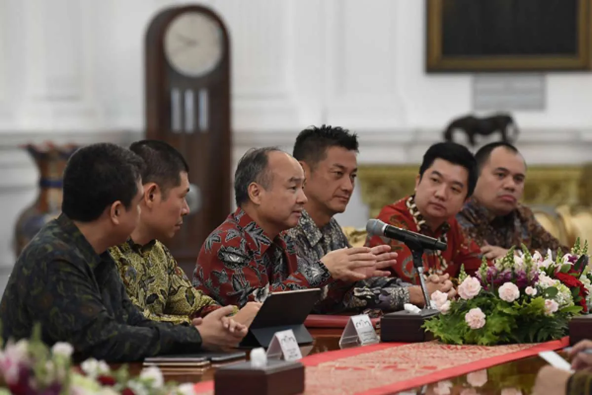 Terpopuler: Grab tidak bakar duit, Tiga miliarder pilih mobil murah
