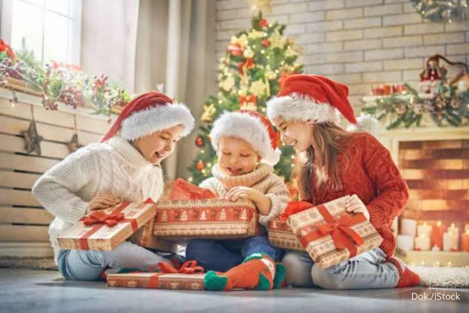 7 Ide Kado Natal Anak-Anak Selain Mainan yang Berguna dan Bermanfaat