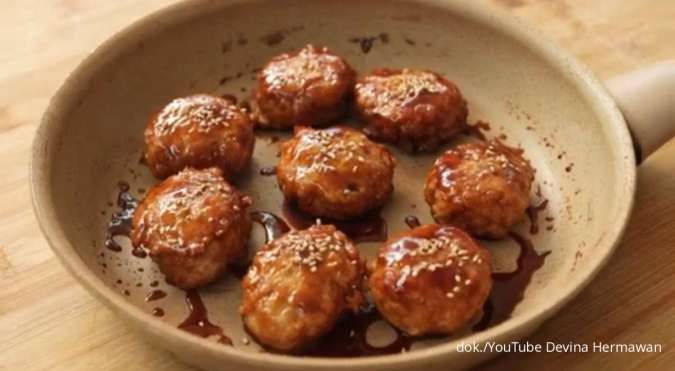 Resep Bola Ayam Jepang Favorit Anak Ala Devina Hermawan, Juicy dan Enak Banget