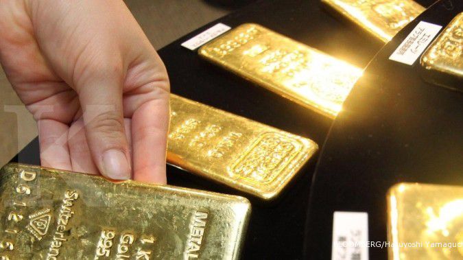 Harga emas kembali dihempas penguatan dollar AS
