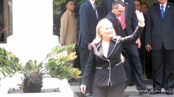 Ke Timor Leste, Clinton berikan beasiswa pelajar