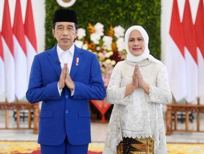 Presiden Jokowi Shalat Idul Fitri di Halaman Istana Kepresidenan Yogyakarta