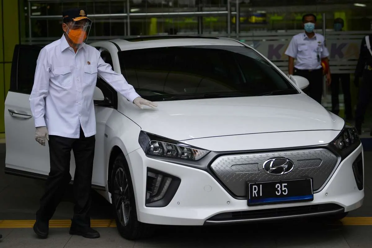 Pada tahun 2030, bakal ada 2 juta unit mobil listrik dan 14 juta unit motor listrik 