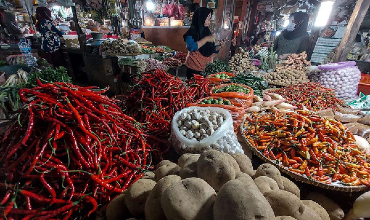 Waspada La Nina Mengerek Harga Pangan 