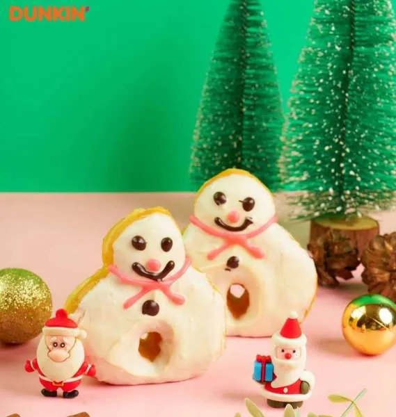 Dunkin donat snowman