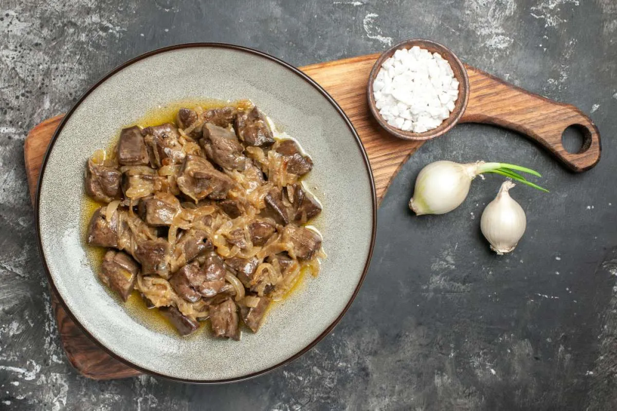 Buntu Ide Masak? Yuk Coba Masakan Ala Rusia: Beef Stroganoff!