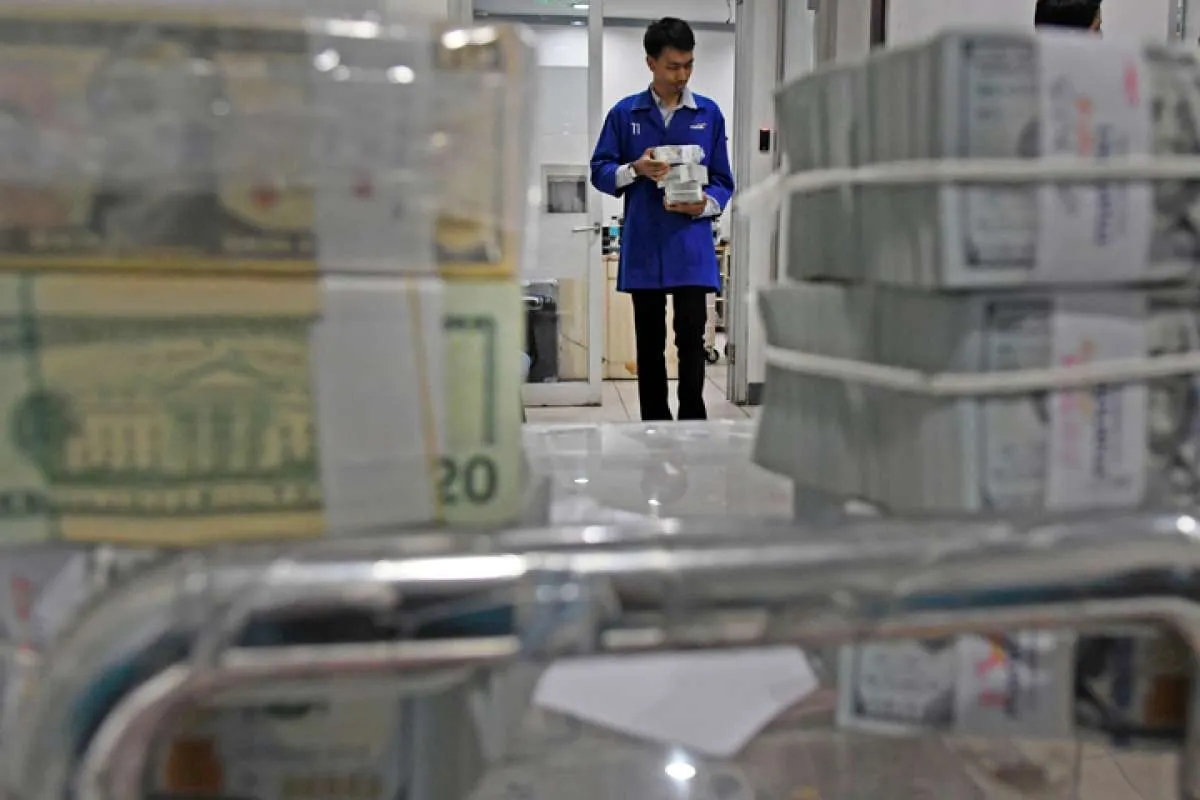 Posisi cadev turun tipis di November 2019, ini tanggapan para ekonom