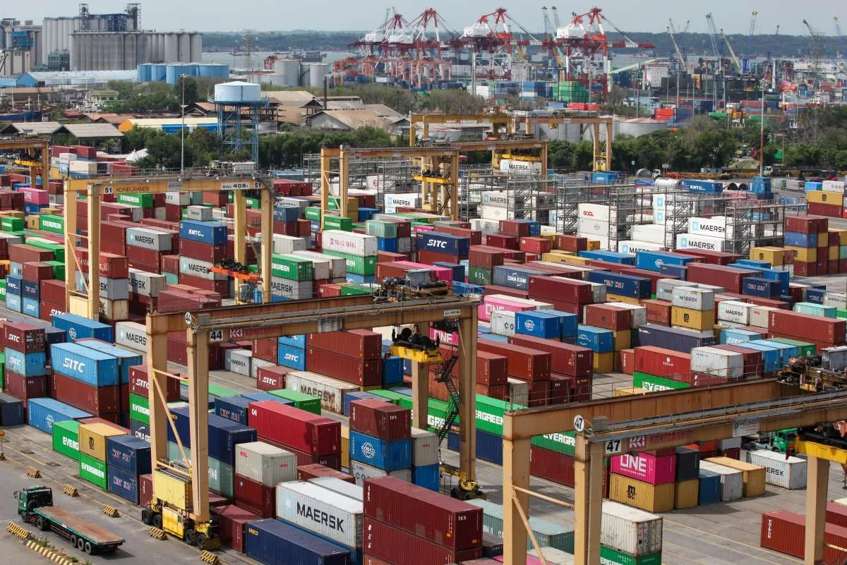 BPS Catat Impor Maret 2025 Meningkat 0,38% Menjadi US$ 18,92 Miliar