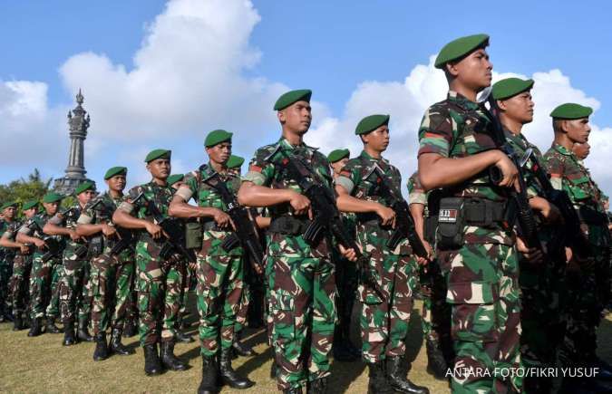 Usia Pensiun Prajurit TNI Akan Diperpanjang, Cek Gaji TNI Jenderal - Tamtama 2024