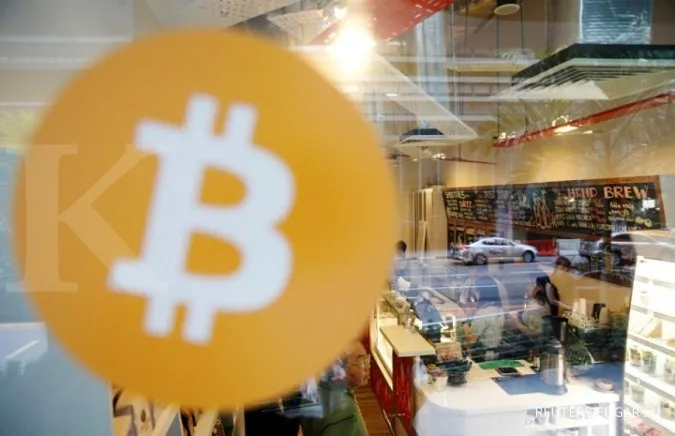 Bitcoin slips below US$14,000 on Bitstamp exchange