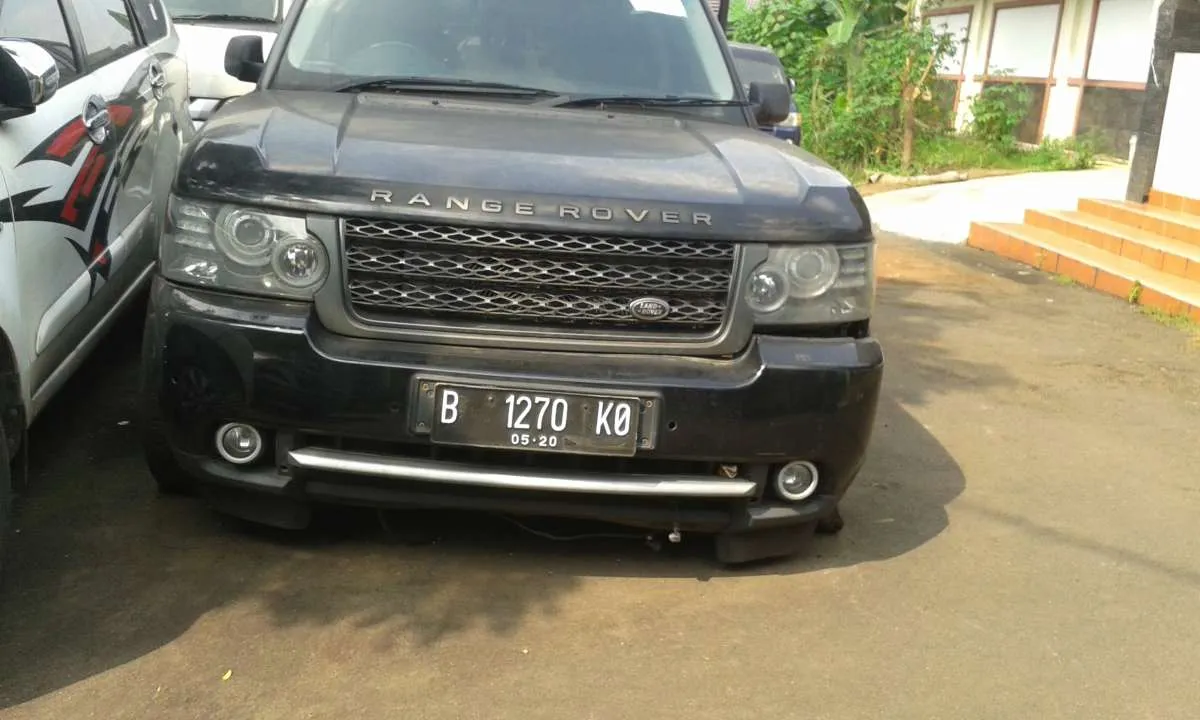 Lelang mobil eks bos Koperasi Pandawa, ada Range Rover, Yaris, Honda CRZ dll