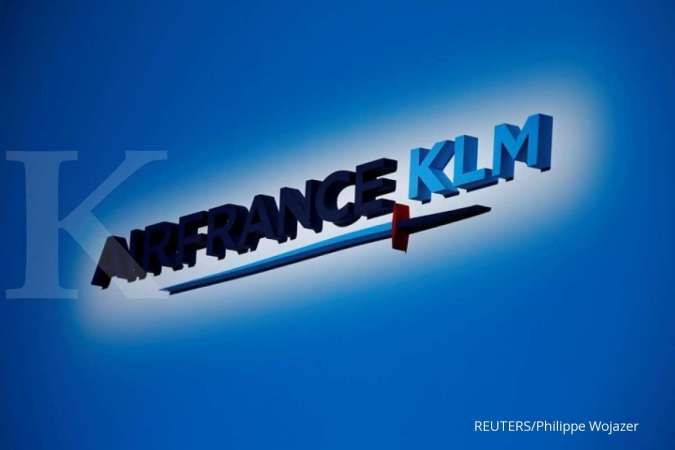 Pilot menolak pembekuan gaji, pemerintah Belanda menunda bailout KLM