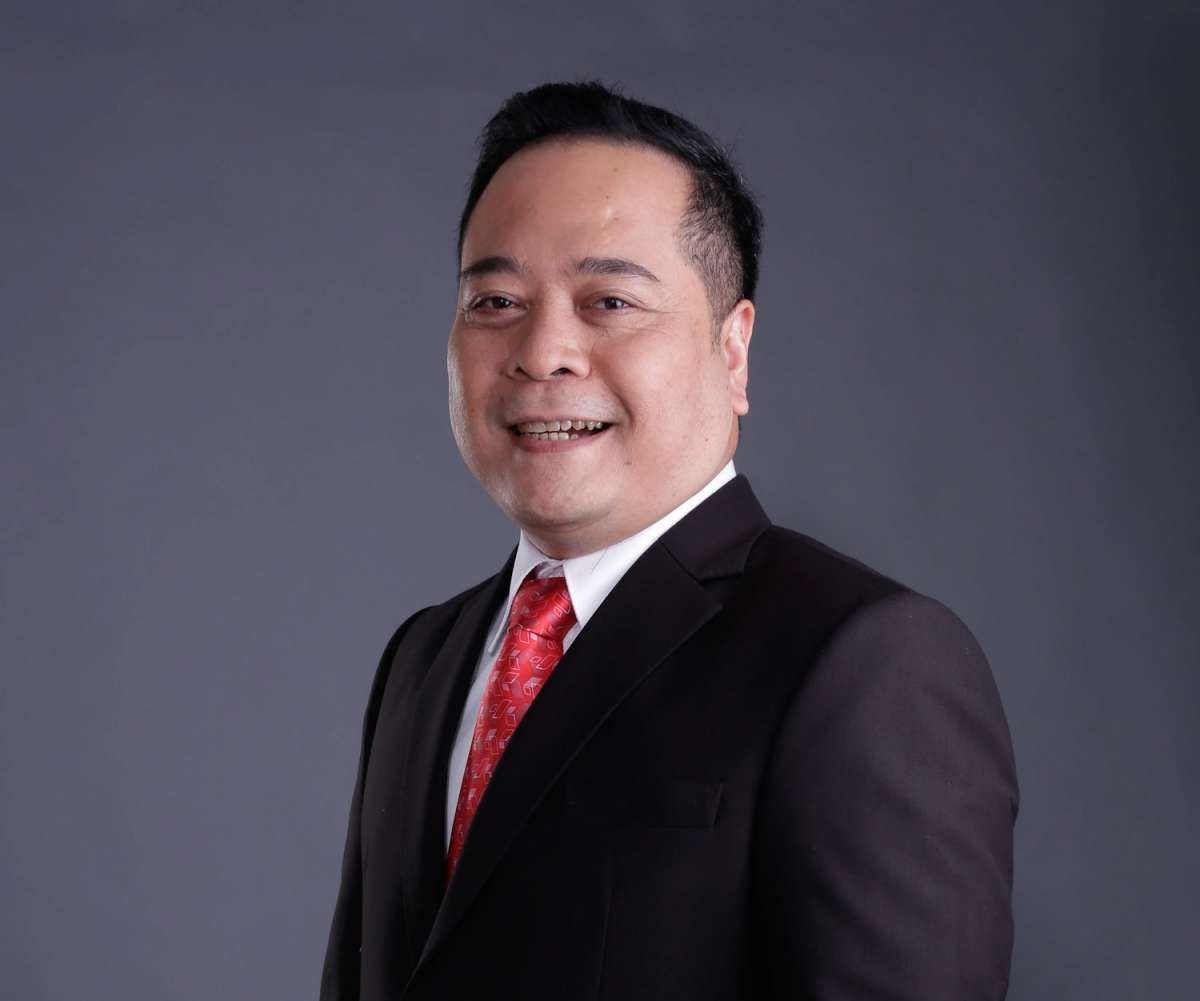 Melabuhkan Hati di Dunia Finansial