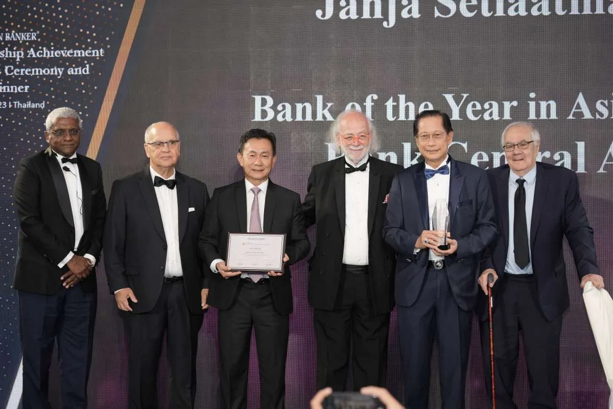 BCA Sabet Dua Penghargaan di The Asian Banker