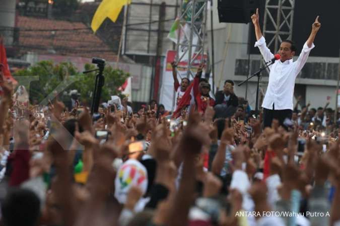 Hujan-hujanan bareng pendukung di Tegal, Jokowi tak takut sakit