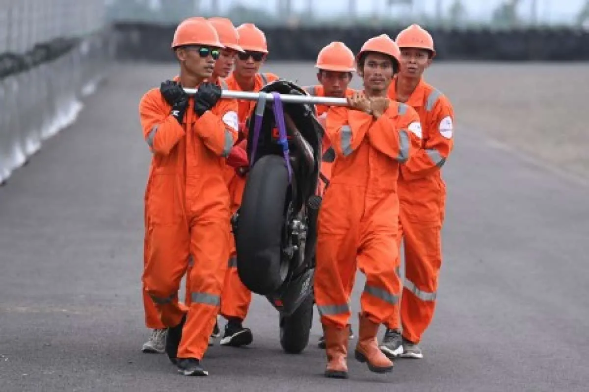 Gesitnya Marshal Sirkuit Mandalika Dipuji Race Director MotoGP