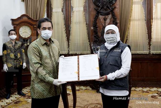 Sambangi Kota Pahlawan, Mendag Salurkan Alat Kesehatan kepada Pemprov Jawa Timur