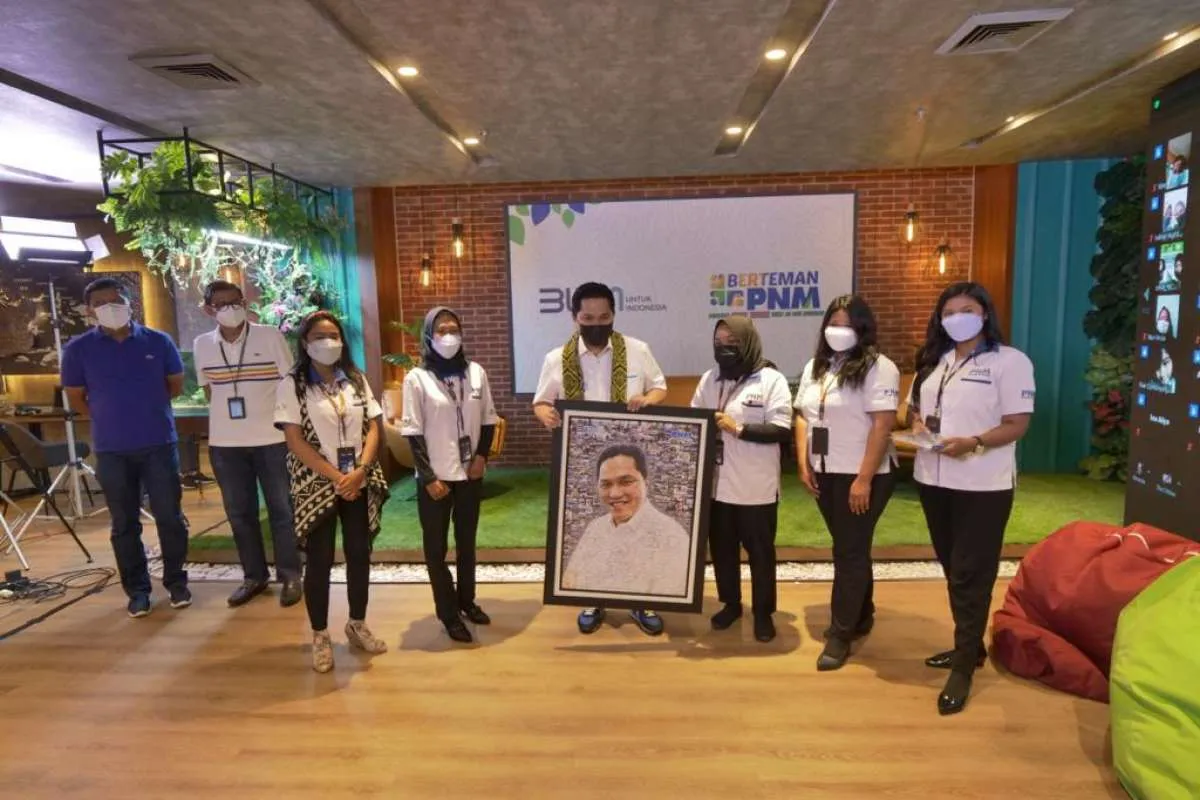 Erick Thohir berikan beasiswa pendidikan kepada AO Mekaar PNM