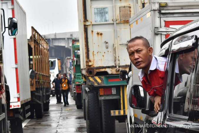 Upah Buruh Rendah, Semakin Jauh dari Sejahtera