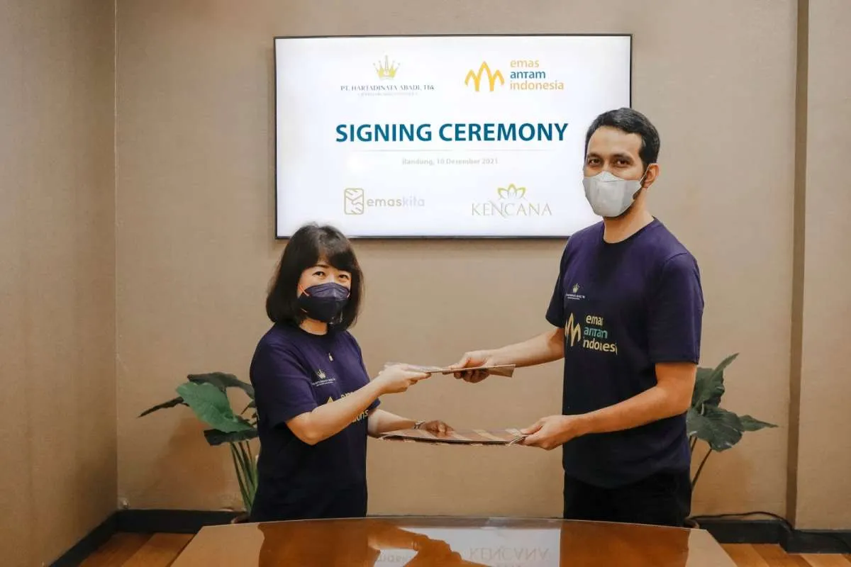 Antam (ANTM) dan Hartadinata (HRTA) Teken Kerjasama Produksi dan Penjualan Emas
