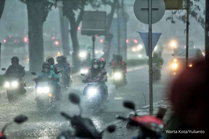Waspada! Cuaca Hujan Lebat Bisa Terjadi di Jabodetabek hingga 4 Februari 2024