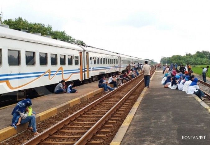 Rel tergenang air, 33 perjalanan kereta api dari Daop 1 Jakarta terganggu