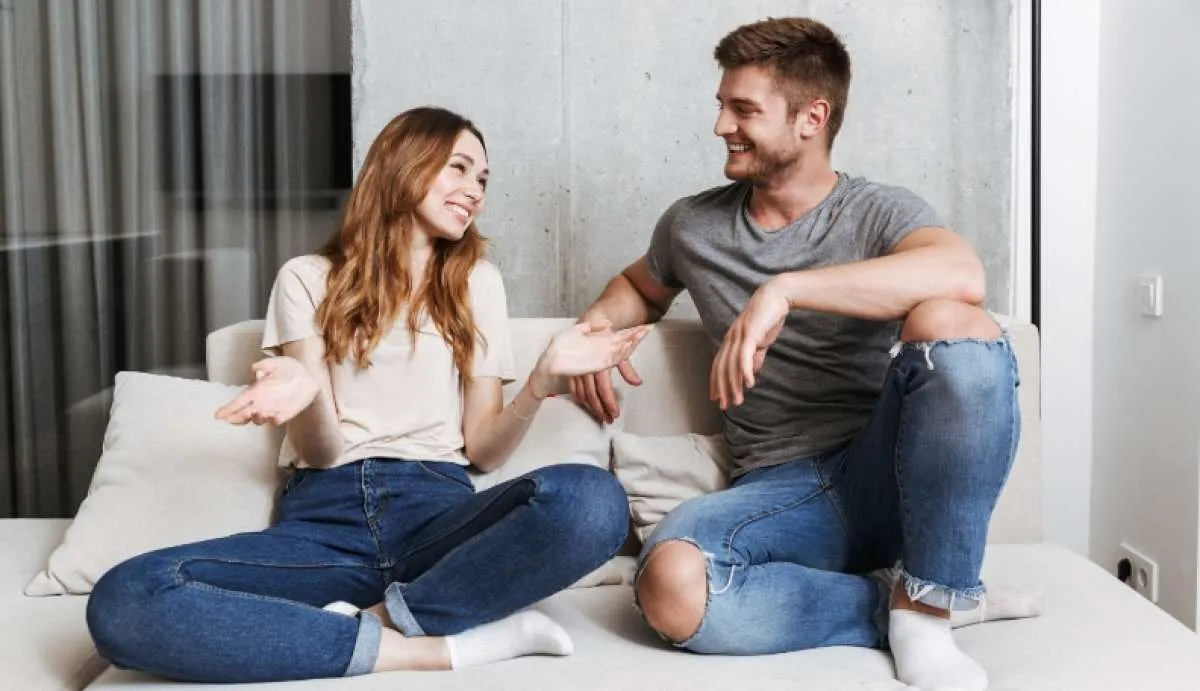 Bikin Langsung Berpaling, Tiru 6 Cara Menarik Perhatian Orang dalam Waktu Singkat