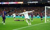 Mbappe Borong Dua Gol, Real Madrid Tumbangkan Barcelona di Camp Nou.
