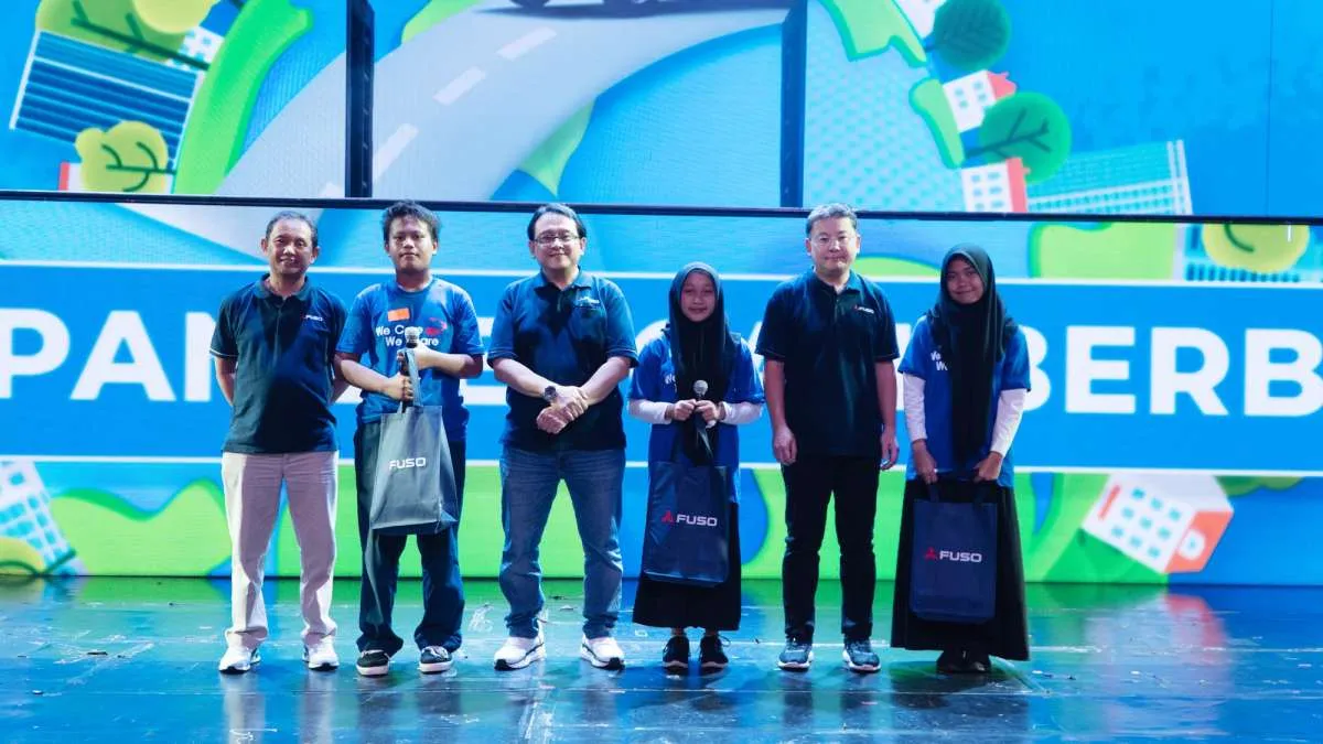 KTB Berbagi Keceriaan untuk Merajut Masa Depan melalui Program We Care, We Share