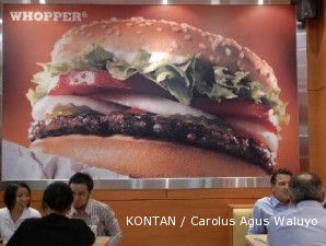 Outlet Burger King sudah berani berdampingan dengan Mc D