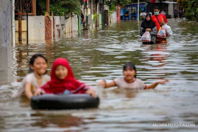Waspada Bencana Jakarta & Sekitarnya, Simak Peringatan Dini Cuaca Besok Hujan Deras