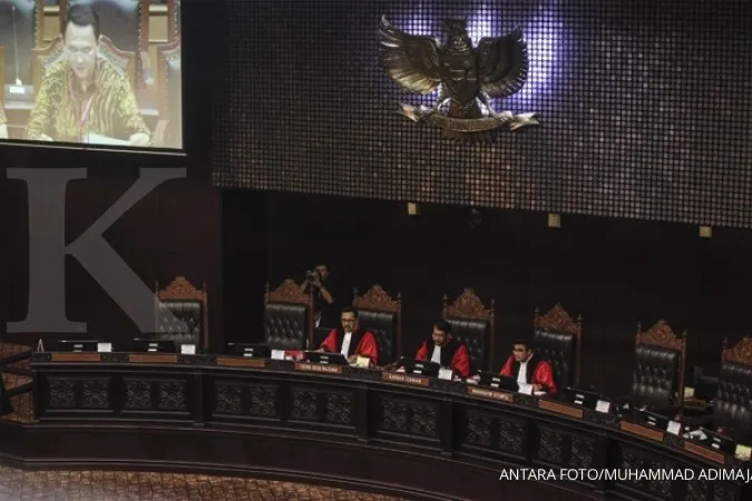 MK in favor of labors in wages dispute
