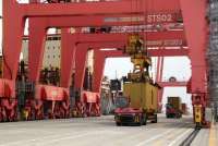 Harga Minyak Meroket, Surplus Neraca Dagang Diperkirakan Turun pada September 2026