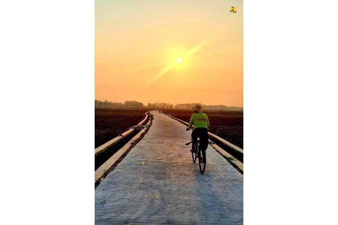 Kontan - Kementerian PUPR Kilas Online