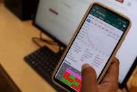 Harga Melonjak, BEI Suspensi Perdagangan Saham DCII, BESS dan NAIK