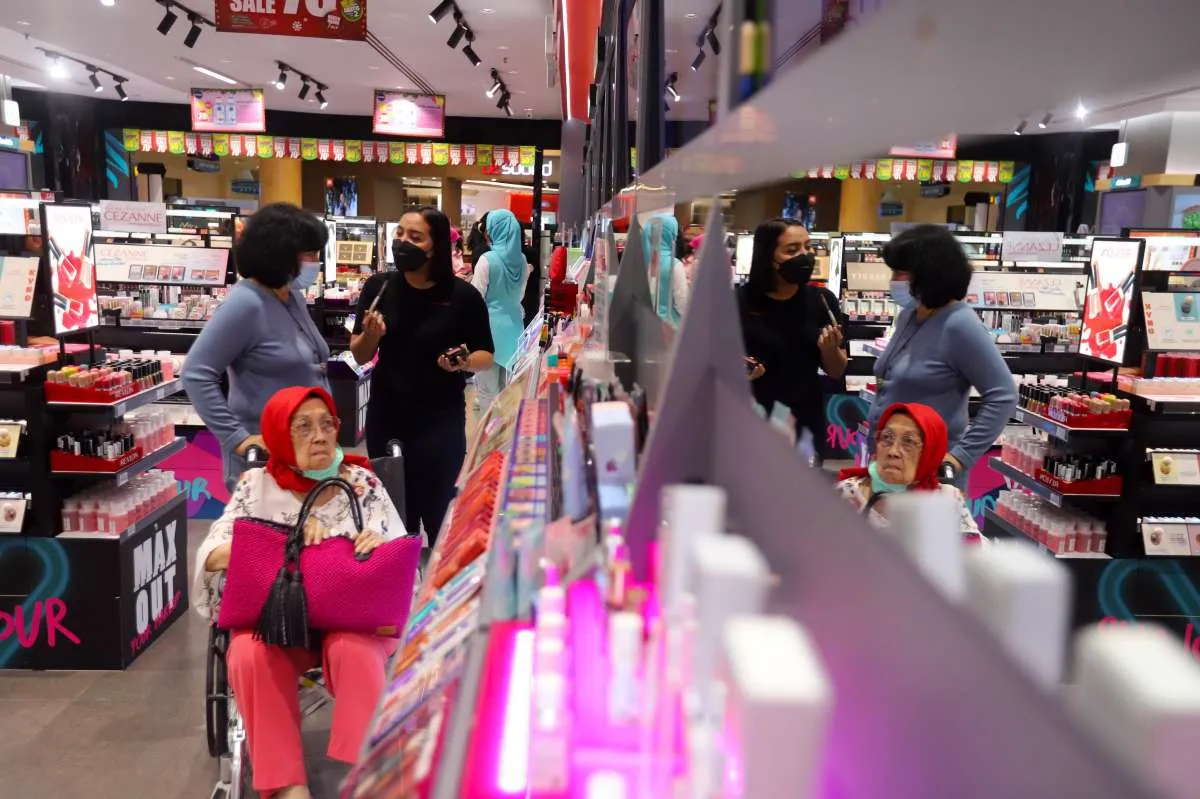 Duta Intidaya (DAYA) Dongkrak Penjualan Online Watsons Lewat Program Summer Sale