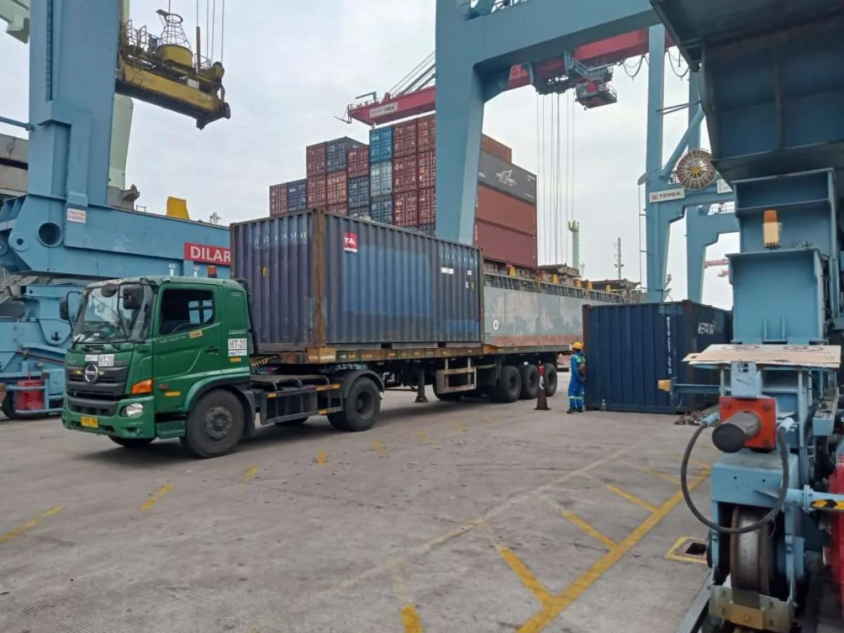 Port Visit Pelindo Tekankan Pentingnya Pelabuhan bagi Perekonomian Indonesia