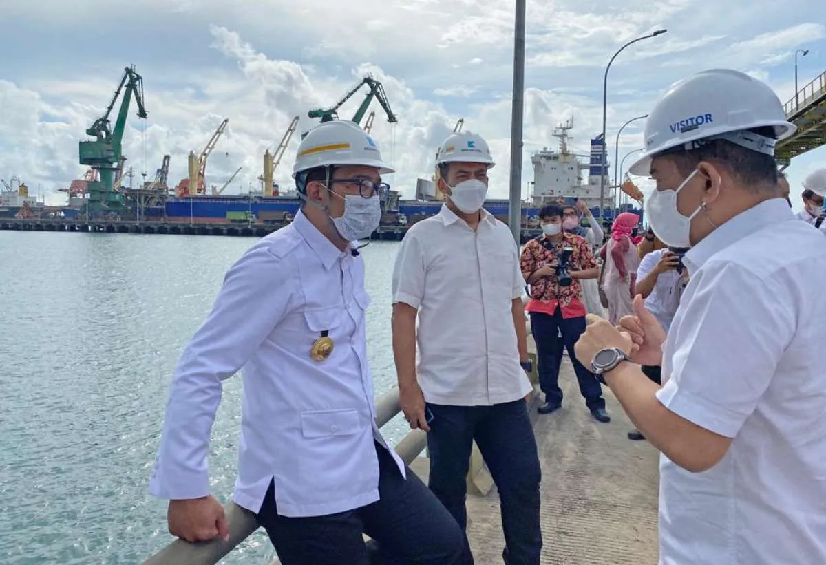 Perkuat sistem logistik di Jawa Barat, Ridwan Kamil gandeng anak usaha Krakatau Steel