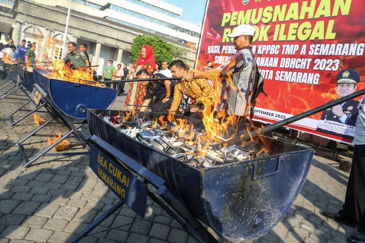 Bea Cukai Tindak Penyelundupan Rokok dan Miras Ilegal di Batam