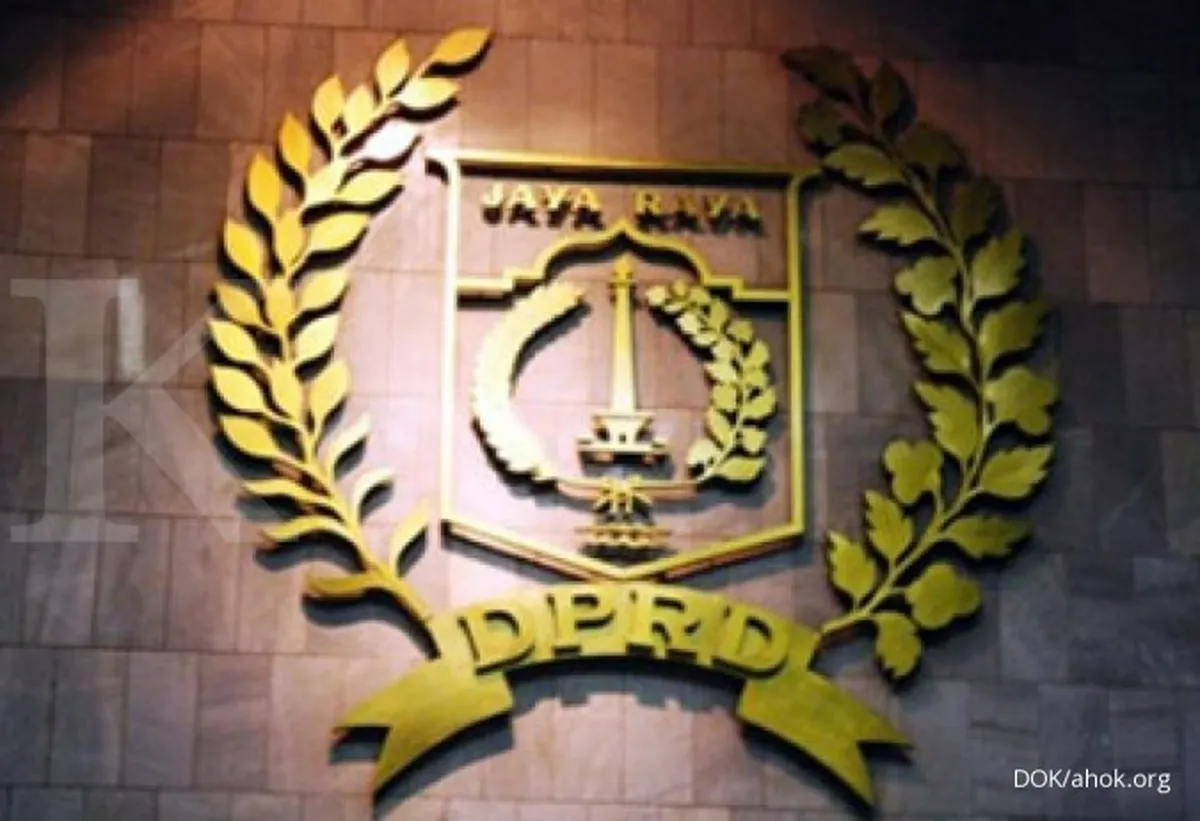 Terdengar ledakan di basement DPRD DKI