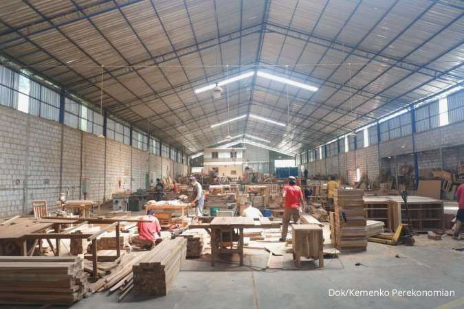 Pemerintah Dorong Industri Furnitur Jepara lewat Skema Kredit Industri Padat Karya