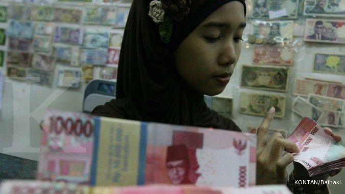 Rupiah weakens 105 points on Tuesday morning
