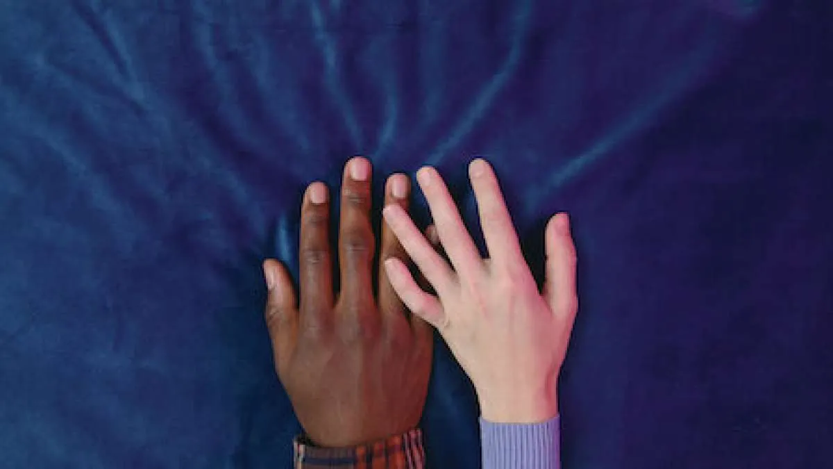 Rekomendasi 4 Serial Netflix Bertema Edukasi Seks, Tonton Yuk