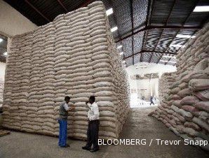Harga jagung dan gandum naik, setelah terjatuh hingga 9,5% akibat gempa Jepang