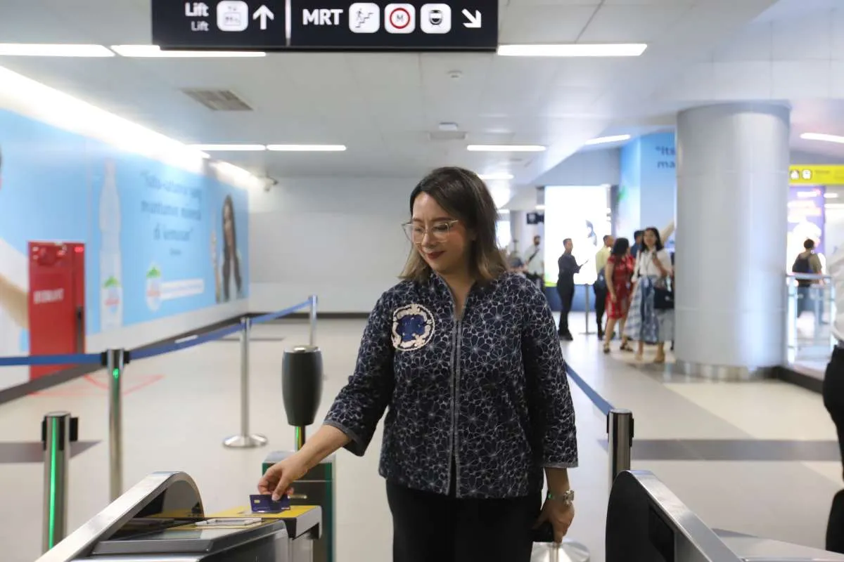 Bank Mandiri Dukung Pembayaran Tiket MRT Jakarta dengan Kartu Kredit Nirsentuh