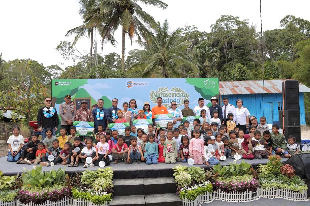 Jasindo Hadirkan Program Narasemesta di Sigi: Dukung Sekolah Alam Dongi-Dongi