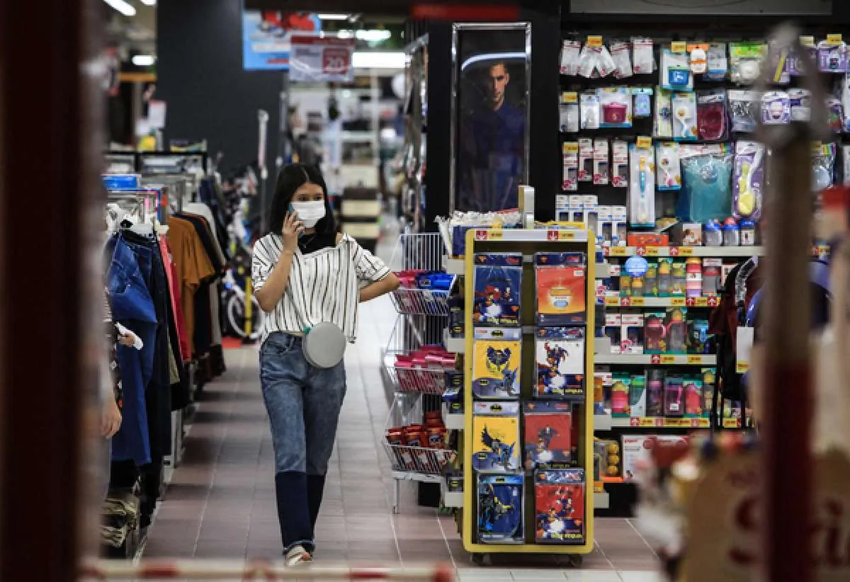 Ekonom core perkirakan insentif bagi industri ritel untuk dorong masyarakat belanja