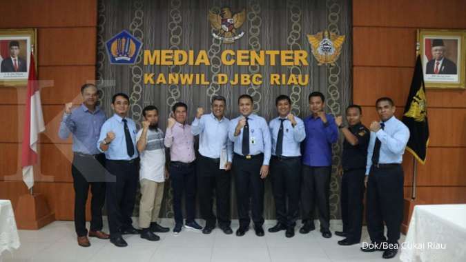 Bea Cukai Riau beri izin perusahaan pengolah CPO