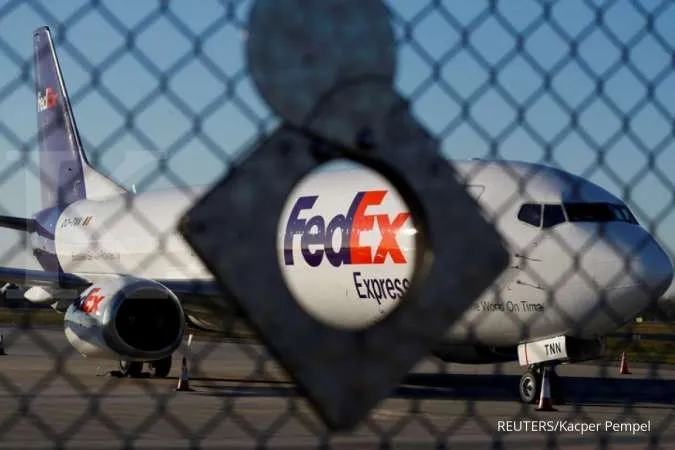 FedEx to Cut Up to 2,000 Back-office Jobs in Europe Amid Weak Freight Demand